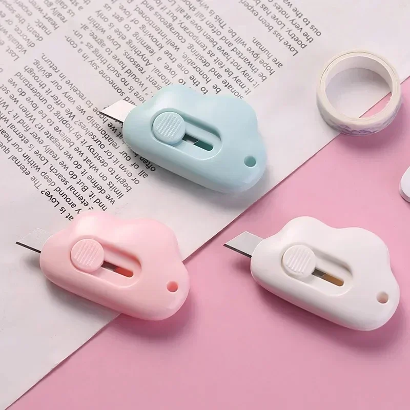 Mini Cloud Kawaii Utility Nôž prenosný rozbaľovač expresný papier Študentská školská kancelárska kancelárska komora