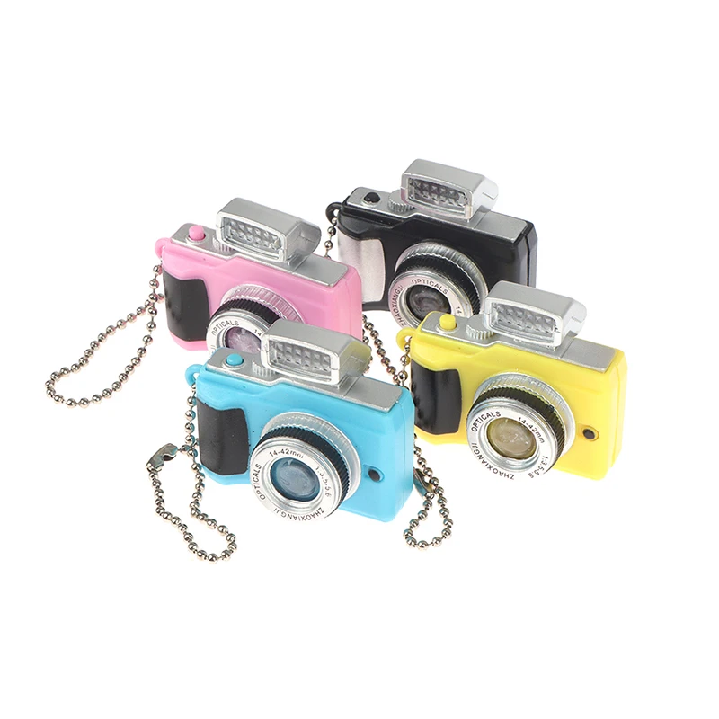 Mini digitálny fotoaparát model 1:12 Dollhouse Camera LED Flash Keychain Decor Hray