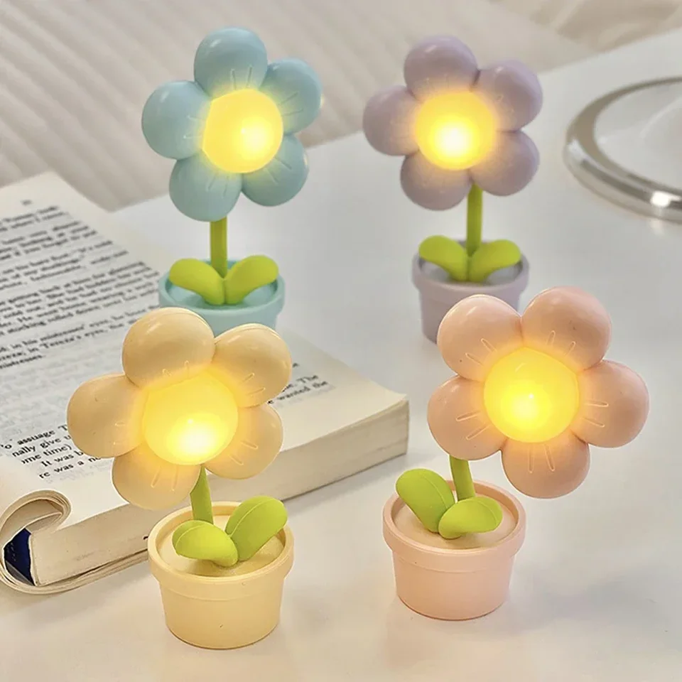 Mini LED kvetinové nočné svetlo roztomilé malá stolová lampa stolová plocha ozdoba na nočnú spálň