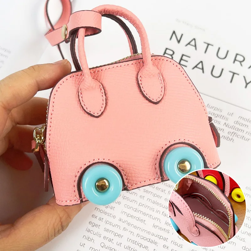 Mini Pu Leather Wheeled Taška pre kabelky automobily Keychain rúž na rúž Parfum Parfum Soft Storage Bag pre slúchadlá Airpods pokrývajú novú módu