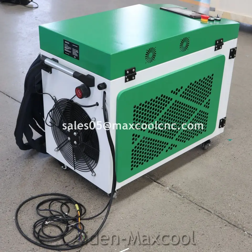 Mini ruka držaná 3 v 1 laserovom vybavení 1000W 1500W 2000W 3 kW s plechom kovová oceľ kovový prenosný laserový zvárací čistiaci stroj