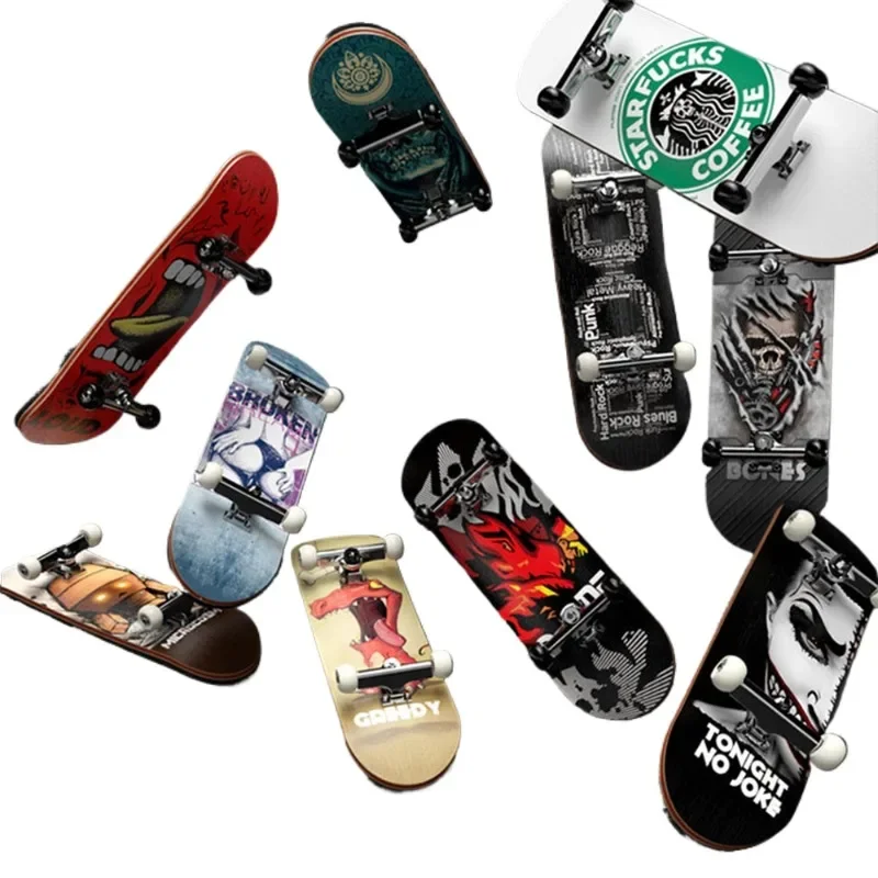 Mini skateboard z dreva