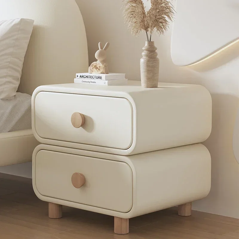 Minimalistické moderné severské nočné stolíky Spál