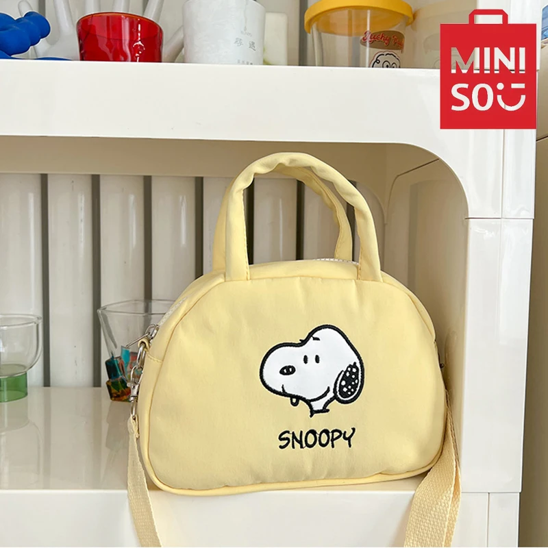 Miniso Snoopy Dámsky roztomilý malá kabelka karikatúra make-up taška na mäkké úložné taška obojstranná taška na zadné rameno Crossbody taška