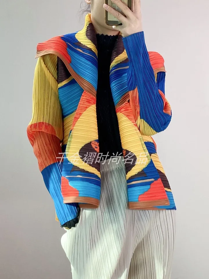 Miyake skladaný dúhový geometrický tlačený bundy Ženy 2023 Spring Kórejský módny návrhár s dlhým rukávom One-Button Cardigan Coat