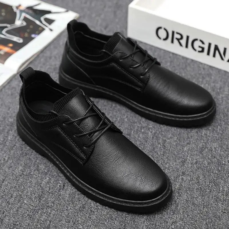 Moccasin Man Casy Shoe Dress Obchod Formálne okrúhle prsty kožené muži Čierne laafery ploché mäkké pu pohodlný letný predaj na