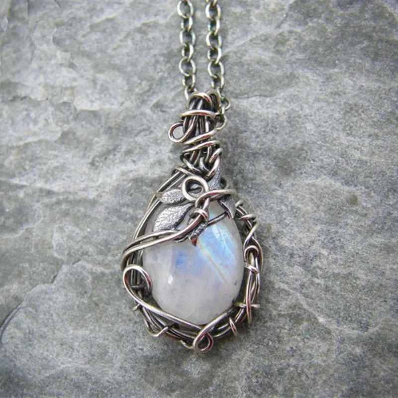 Moonstone prívesok Náhrdelník umelé drahokamy zliatiny Rattan Vintage Dámske náhrdelníky pre dámy dievčatá, kamenný náhrdelník šperky
