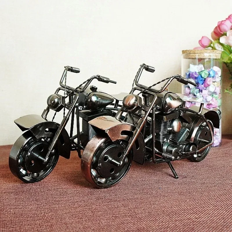 Motocykel model retro motora figurína kovová dekorácia ručne vyrábaná železná motorka prop vinobranie domáci dekor