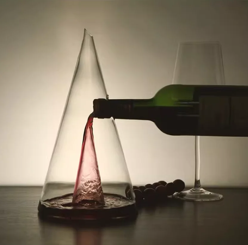 Mountain Borosilikát sklo Red Wine Decanter, vínový karaf, rýchly vodopád, pyramídový seperátor, dekanter whisky, liatie