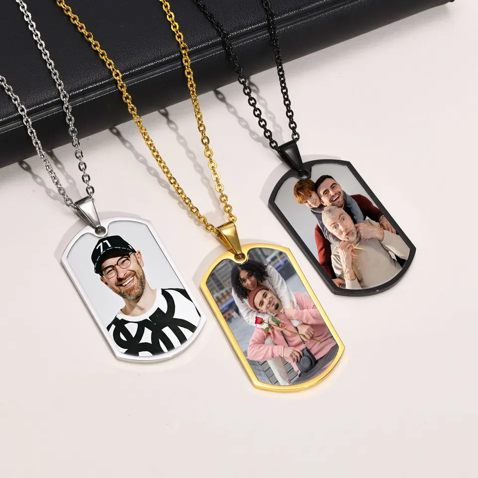 Muži si prispôsobujú rytiny Názov Custom Fotografia rodinných príveskových náhrdelníkov, obrázkových slov Dátum prívesku dogtag, darček k láske pamiatkovo