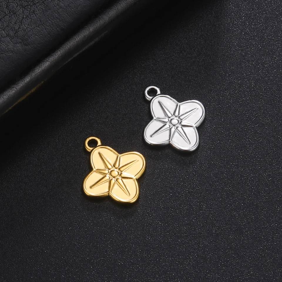 Móda štvorlístie Clover Slnko pre ženy Nový trend z nehrdzavejúcej ocele Zlato farba DIY Náhrdelník pre priateľka narodeniny darček