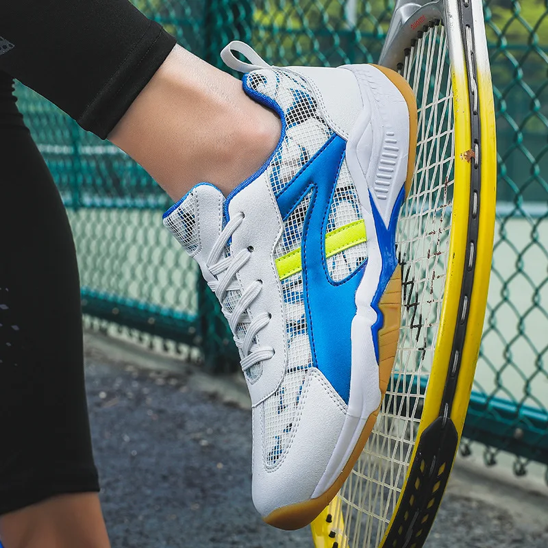 Módna ľahká badminton Profesionálna športová topánka Gumber Sole Non-Slip Table Tennis Volleyball Tennis Training topánky veľké topánky