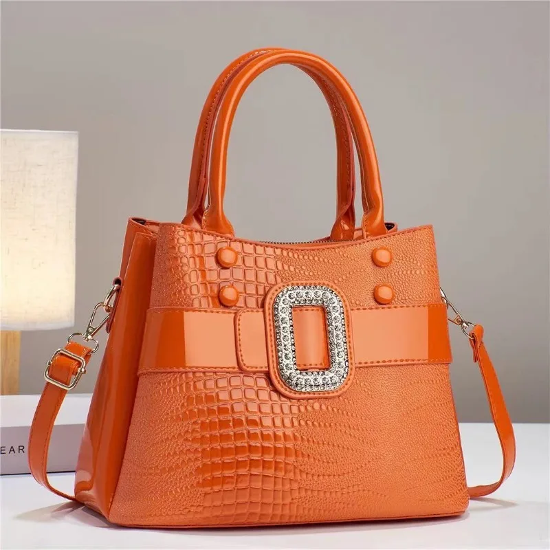 Módne nové dámske 3-vrstvové kabelky Trendy svetlé kožené ramenné vrecko s veľkou kapacitou Crossbody City Commuter Tote Bag Women