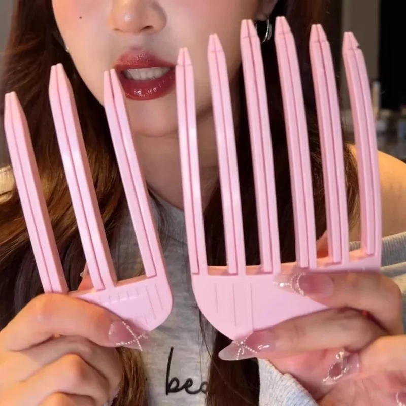 Nadýchané korene vlasov Clips hrebeň plastový veterný sochár