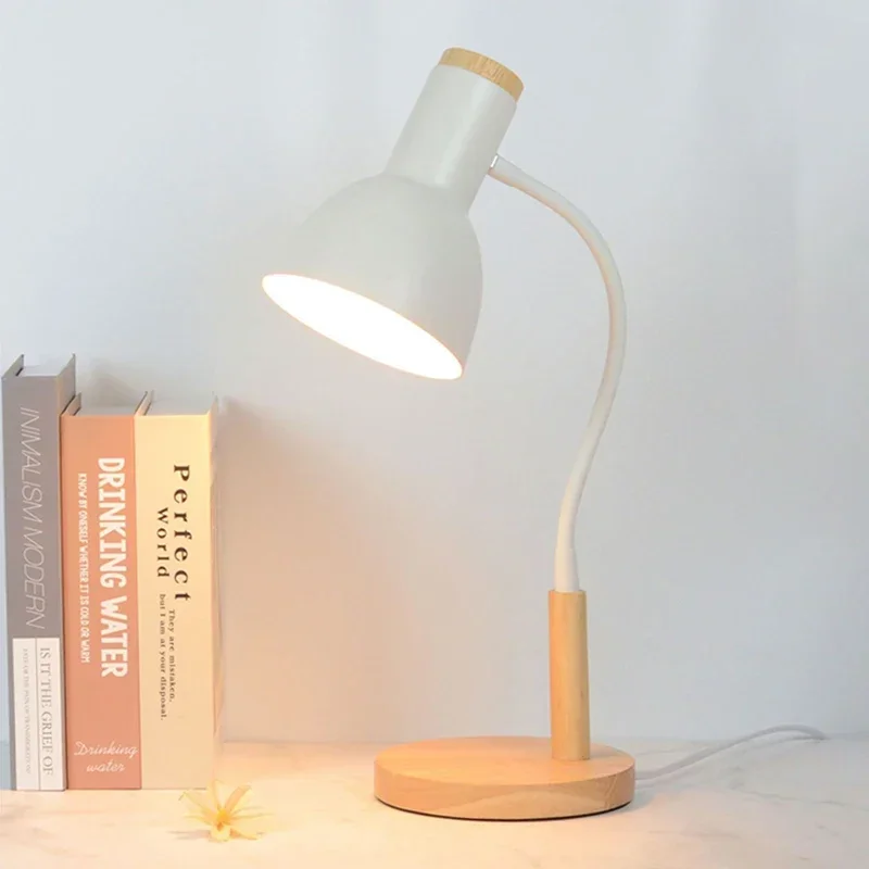 Nordic Simple Modern Desk LAMP LED OBCHODNÉ OKYBY STILL COLLESS COLLESS SPIELE INTERNORY DORMITORE Čítanie lôžko LED dióda LED dióda lampa
