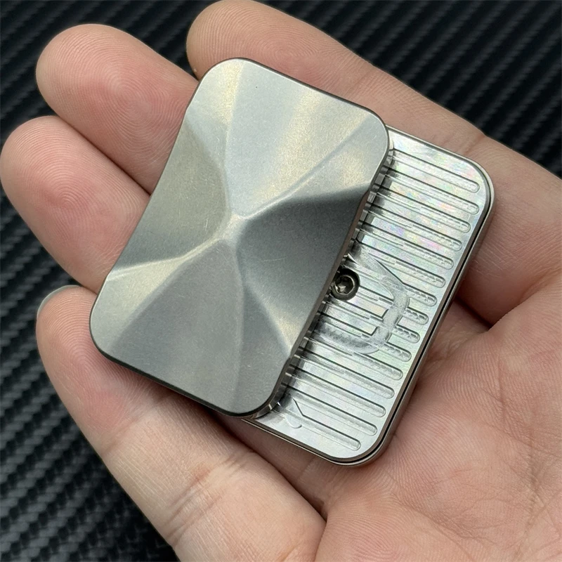 NOVINKA TITÁNA ZLATIE Magnetic Fidget Toy EDC Infinite Poloha fidget hračky ADHD Push Fidget Slider Office Office Stres Relife Toy