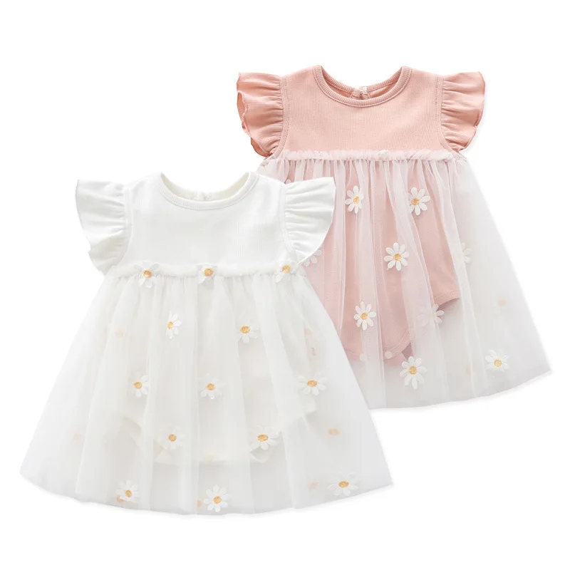 Novonarodené dievčatko Little Flying Ruckve Mäkké šaty čipky Small Daisy Summer Bodysuits batoľa dievčatko oblečenie