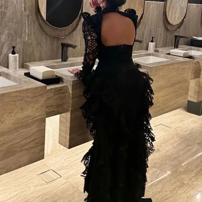 Nová jesenná dámska o krk na krk na krk s obalom bedrové šaty Dámy Sexy backless Split Dlhé šaty čierne čipky vyšívané štíhle banketové šaty