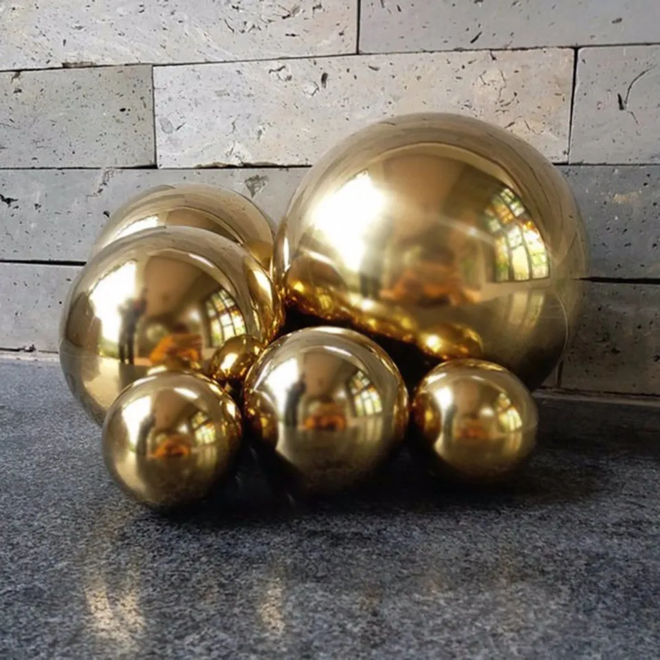 Nová prichádzajúca z nehrdzavejúcej ocele Titanium Gold Sliver Hollow Lall Sladkless Home & Garden Decoration Mirror Ball Sphere Party Dekorácie