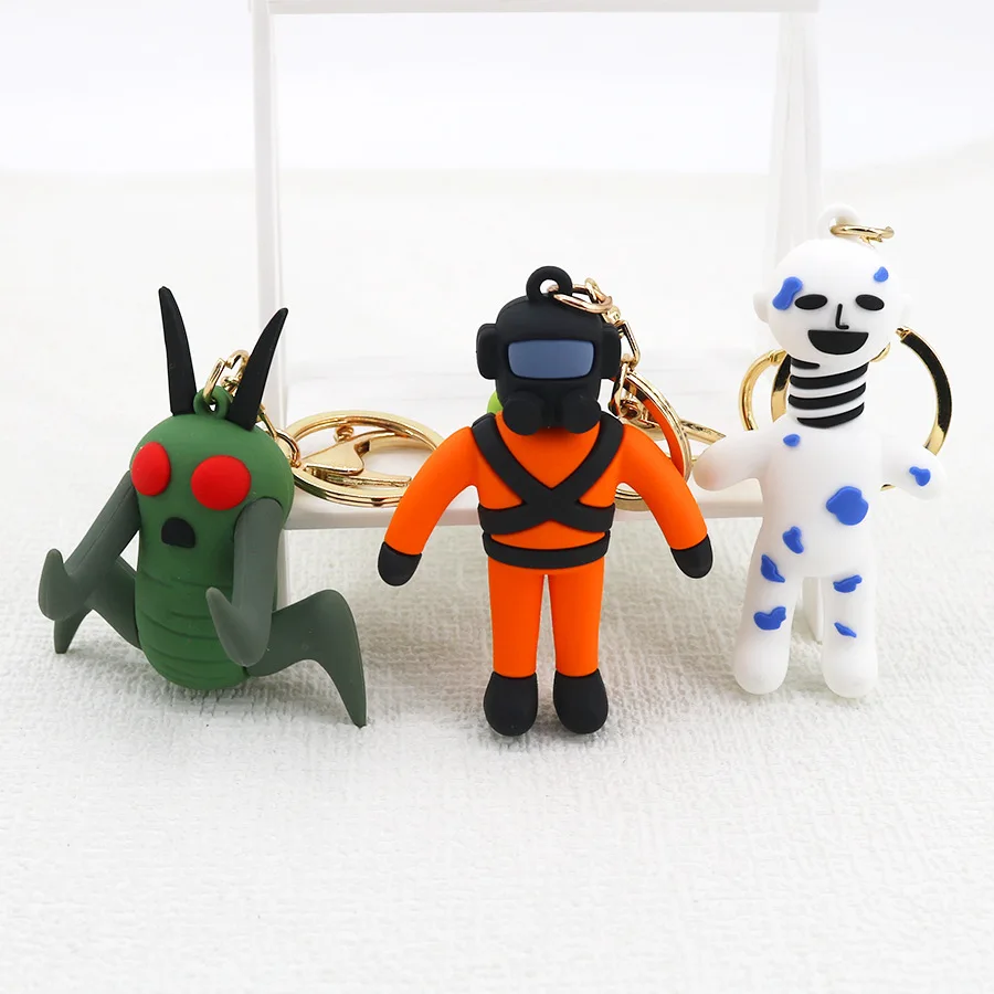 Nová smrteľná spoločnosť Keychain Spring Monster Green Bug Mask Man Game Doll Keychain pre mužov batoh prívesku Keychain Accessories