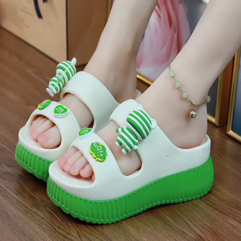 Nová výška o 7 cm Zvýšenie papuče dámske medvedie sklíčka topánky Žena Dve kapely eva paligpers ženské letné mules vysoké platforma Slipper