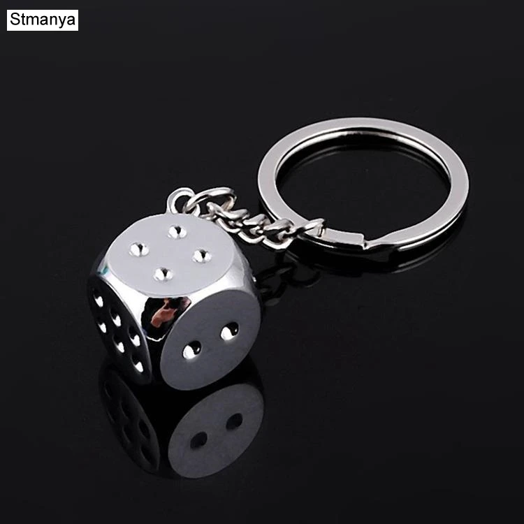 Nové kocky kľúčové reťaze kov kov Osobnosť kocky poker futbalový gitarový model zliatiny Keychain Darček kľúča kľúča prsteň 17045