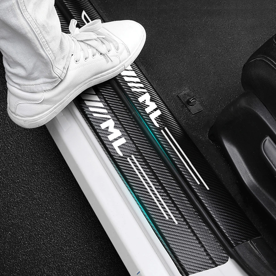 Nové nálepky 4ks automobilov Dvery Dvere Sill Pedály Pedály DEKORATÍVNE PRIPRAVY PRE Mercedes Benz ML príslušenstvo