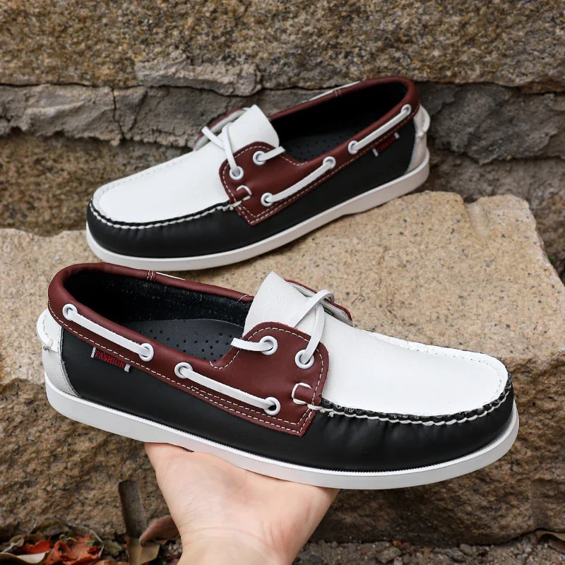 Nové originálne kožené pánske obchodné topánky Comfort Causal Formal Shoes Designer tenisky luxusné značka čln Mocassins Mužské mokasiniská