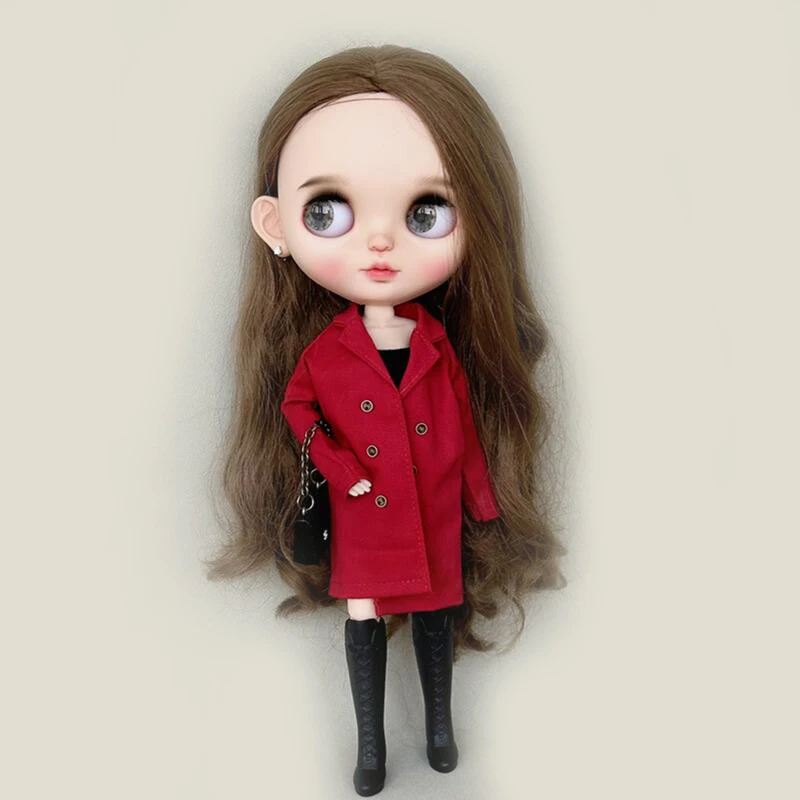Nové ručne vyrábané Blyth Clothes Red Trench Coat s čiernou trubicou a pásom pre Blythe Azone OB24 Doll Outfits Accessory
