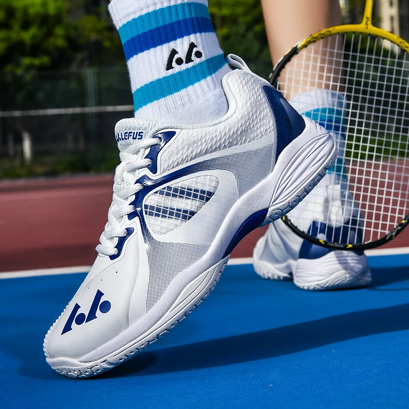 Nové vysoko kvalitné tenisky mužov bedminton topánky Outdoor Sports Priedušné dámy mužské tenisové topánky ženské športové tenisky