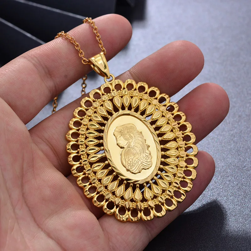 Nové ženy Man Great Virgin Handraft Zlato farby Náhrdelník