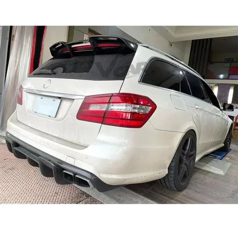 Nové！ pre Mercedes Benz E Class W212 E63 AMG modifikované CLS Čepeľ v štýle zadného nárazníka LIP Originálne súpravy Difúzorov uhlíkových vlákien 2009