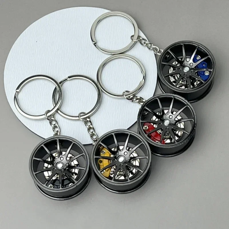 NOVÝ 2024 Automobilový koleso náboj módne kľúče prívesok Tire Tire Pendant Metal Pendant Men's and Women's Darcompress Decompression Hray