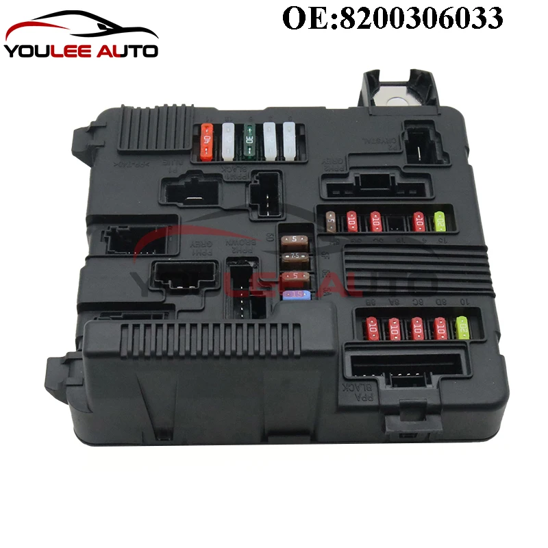 NOVÝ 8200306033 8200306032 5118399300 8200262385 Poistka motora pre Renault Megane II Scenic Auto Parts