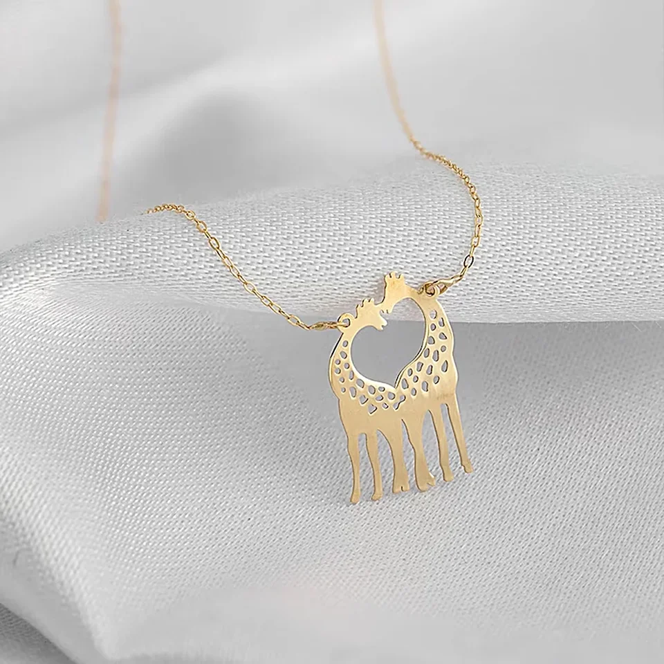 Nový kovový náhrdelník žirafové srdce Prívesok Náhrdelníky Zvieracie reťazce Chokers Personalizované darčeky z nerezovej ocele