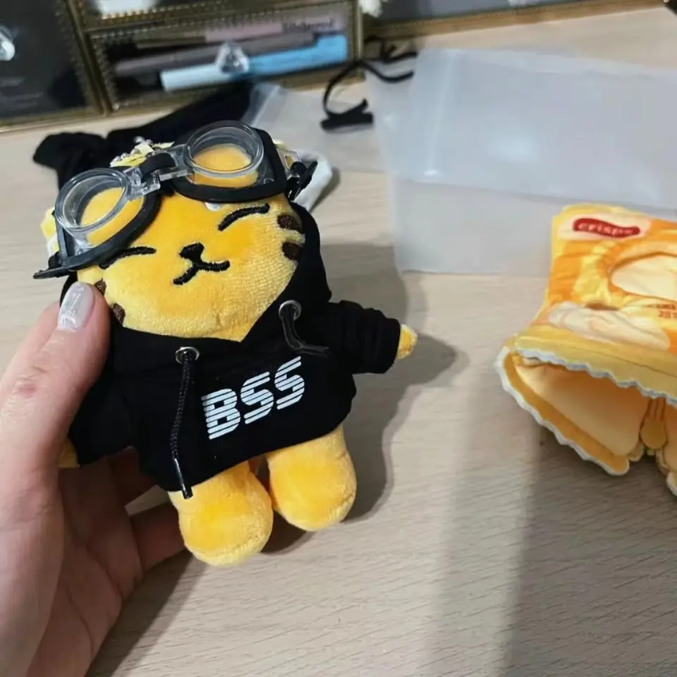 Nový KPOP Idol BSS Doll Dolldes Detská hračka módna ručné mikiny pre 10/20 cm plyšové plyšové plyšové zvieracie bábiky oblečené doplnky