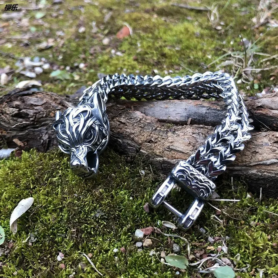 Nový módny bracelet pre mužské severské titánové oceľové retro osobnosť Viking Wolf hlava náramok Pánsky módny trend módne šperky