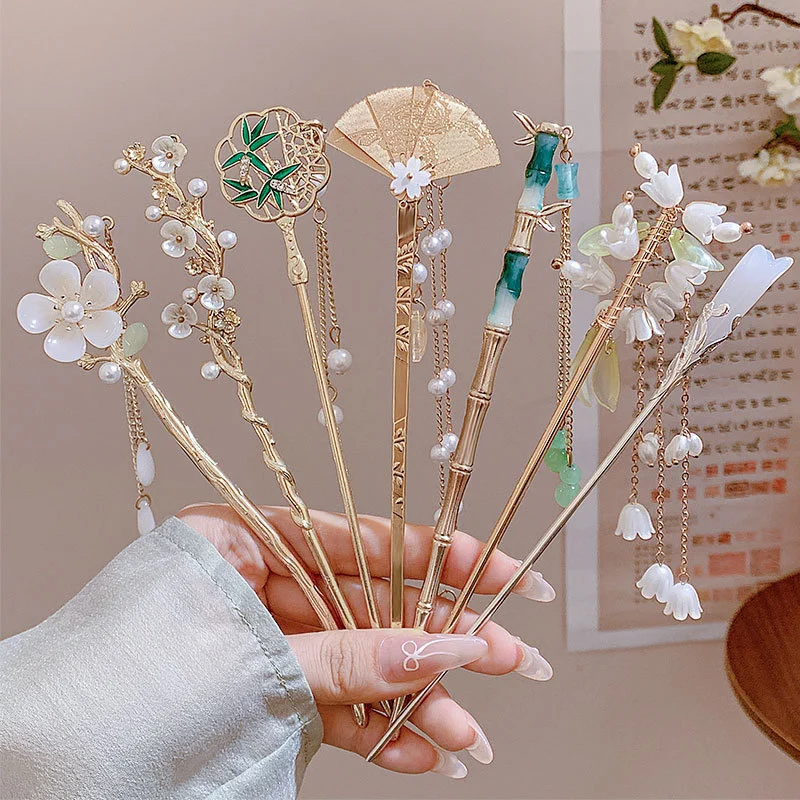Nový čínsky štýl Tassel Hair Clip for Women Hair Stick Pins Pins Kvet ručne vyrábané vlásenky kúzlo šperky doplnky vlasové ozdoby