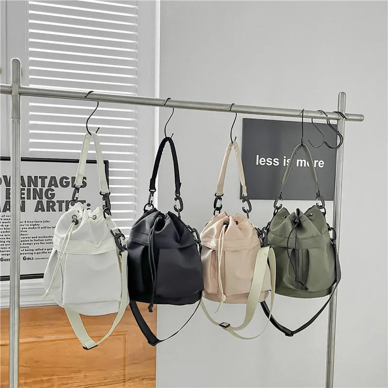 Nylonová struna Bucket Bag Korean Style Drsstring Soft Crossbody Bag Veľká kapacita Tote Casual Ramer Bag Fashion Women Kandid