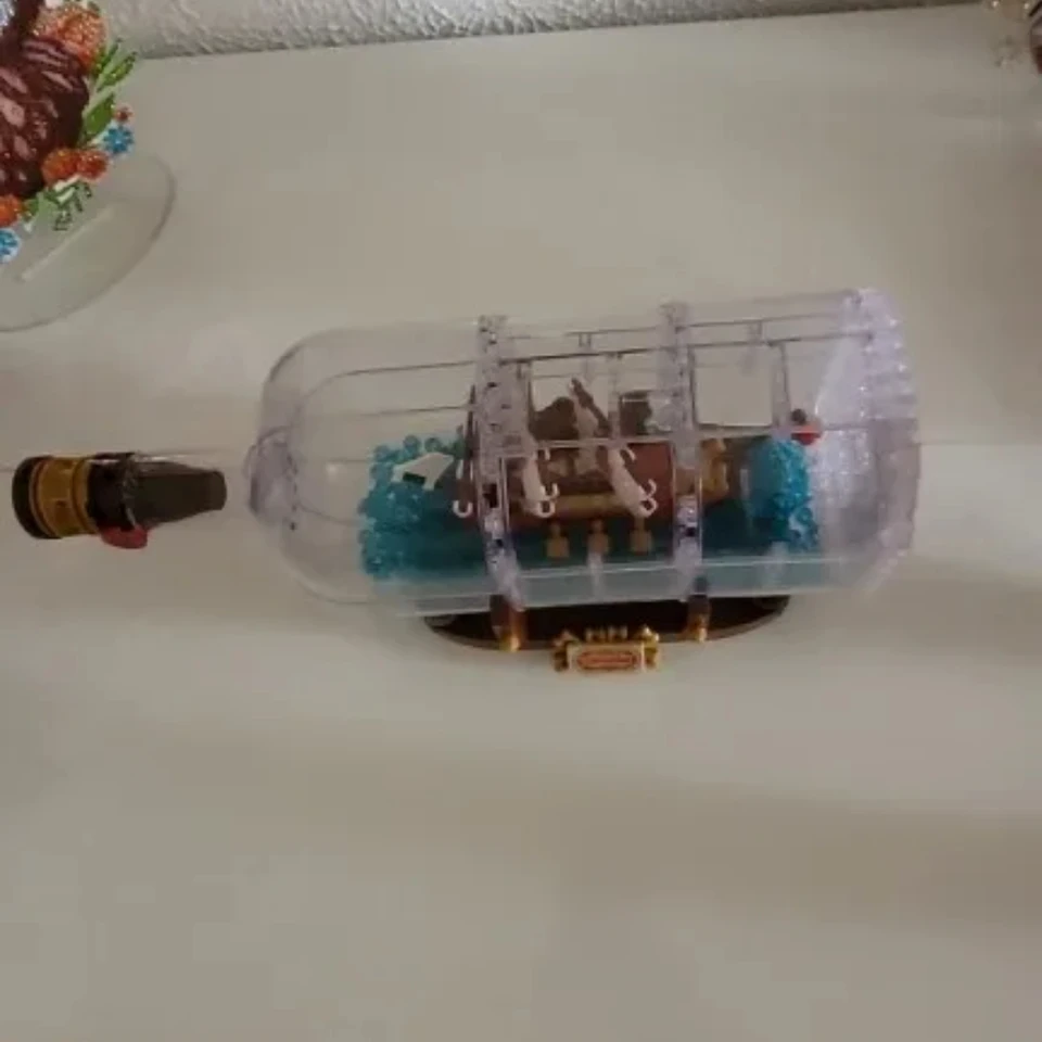 Nápady Loď do fľaše pirátov stavebné bloky Stavebná súprava MOC tehly so stojanmi Boys Hračky pre deti vianočné darčeky