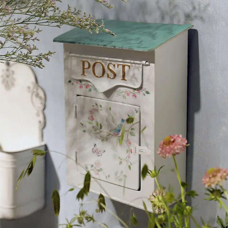 Nástenná poštová schránka Európsky železný veľký list časopisy Post box pre vonkajšiu dekoratívnu obálku držiteľ Vertikálna kancelária