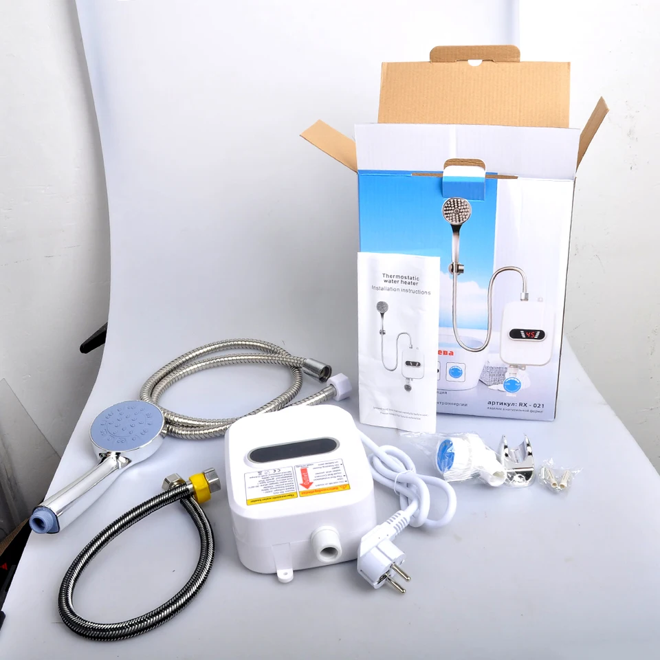 Okamžitý ohrievač vody Kúpeľňa Kúpeľňa EÚ EU Plug za horúca voda 3500W Digitálny displej pre Country House Cottage Hotel