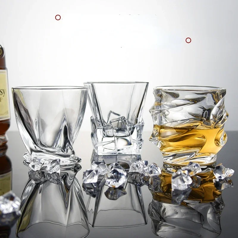 Okuliare na víno krištáľové whisky kreatívne cudzie sklo nepravidelné pivo poháre pre domáce použitie poháre poháre brokov