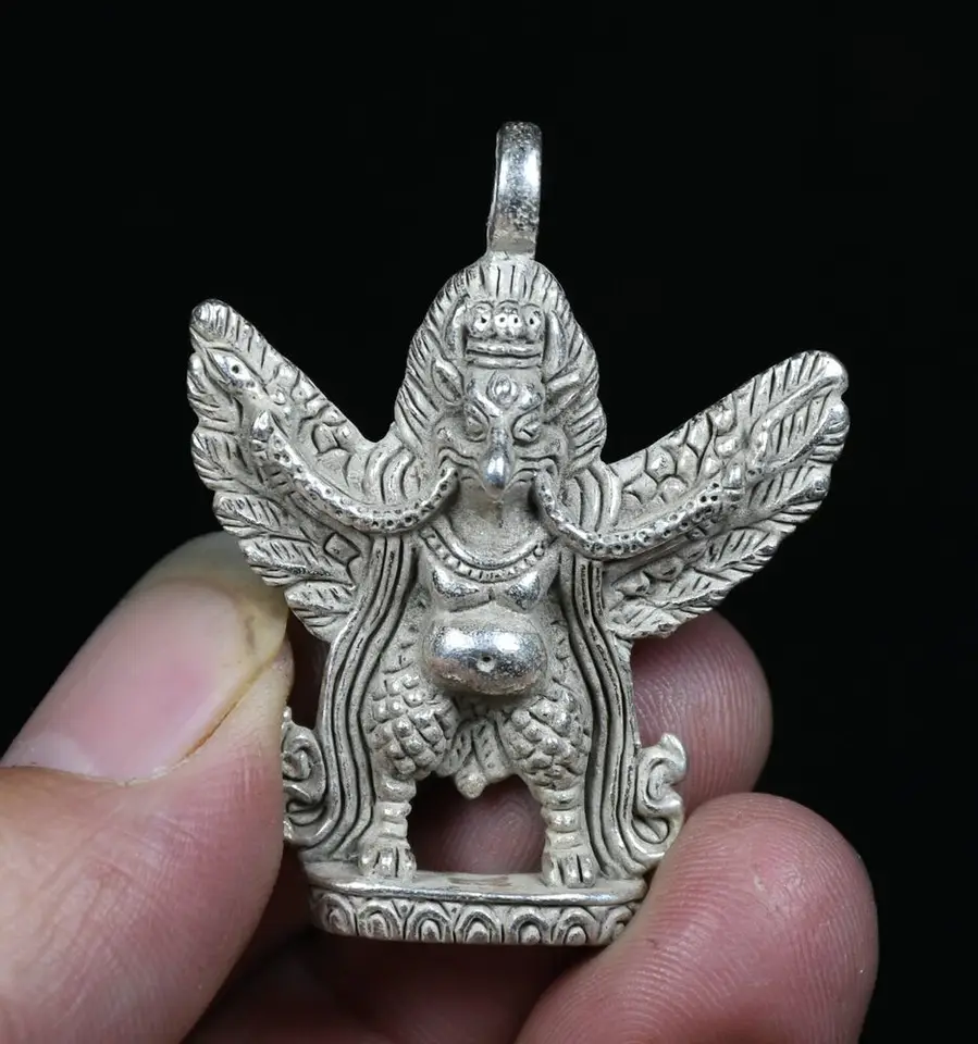Old China Miao Silver Redpoll Winged Winged Garuda Bird Eagle Buddha prívesok, 4,8 cm