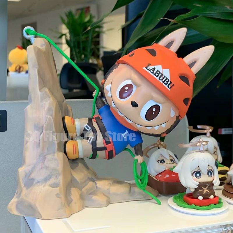 Originálne labubis horolezce fólia móda Monster LaBubu Action Figurine 15cm PVC Model Model socha Doll DOSD ORNAMENT Hračky Darček