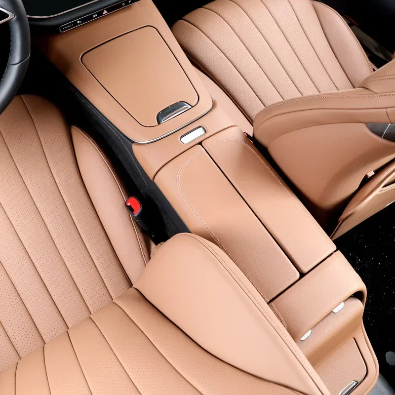 Originálny kožený automobil Interiérový stredový stredový panel panela lakťová lakťová lakťová lakťová lakťová krabica Zadný vzduchový kryt Viete