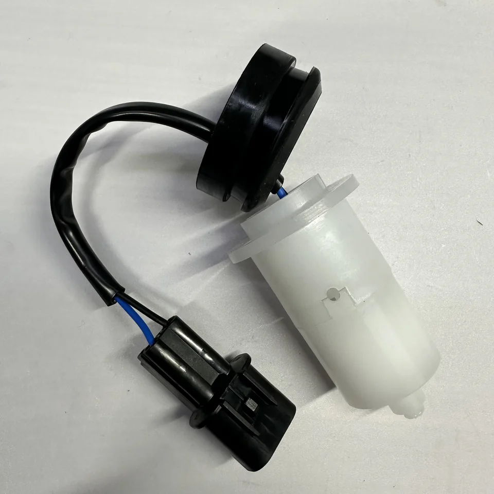 Originálny senzor na úrovni tekutiny čelného skla pre Hyundai Santa Fe 13+ Sonata 2004-2010 pre Kia Optima 11-14 985203F000