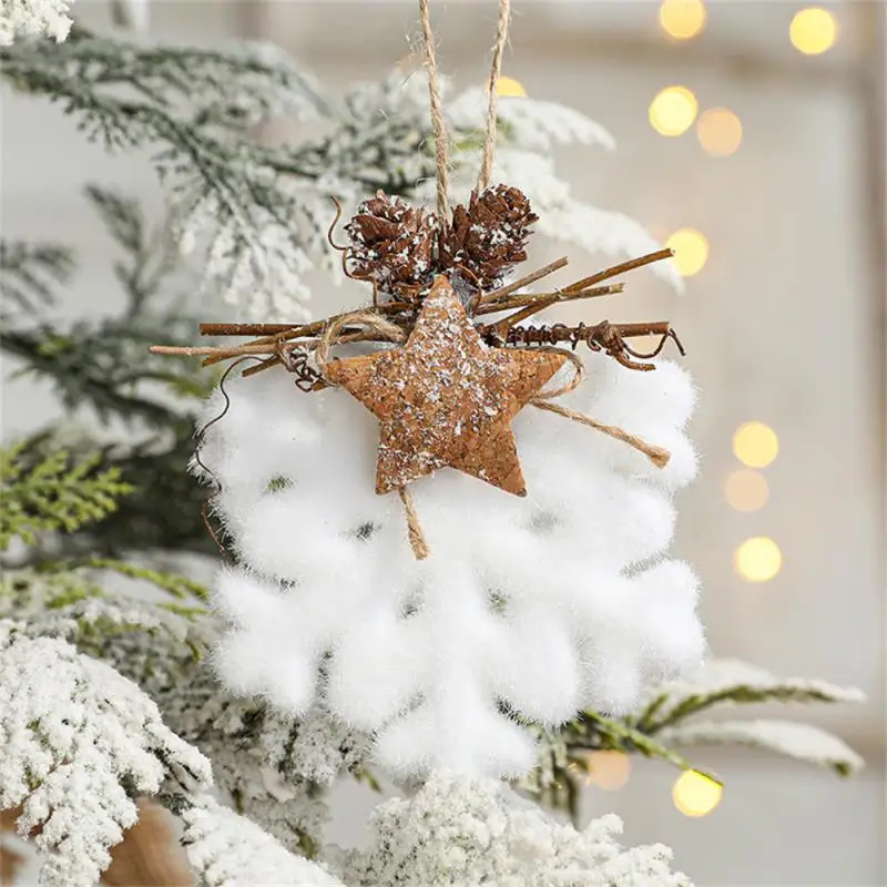 Ozdobenie stromov vianočné závesné prívesky pre domáci dekor Darček Nový rok darček biely vianočný loptičku Snowflake Water Drop Bell Vianoce