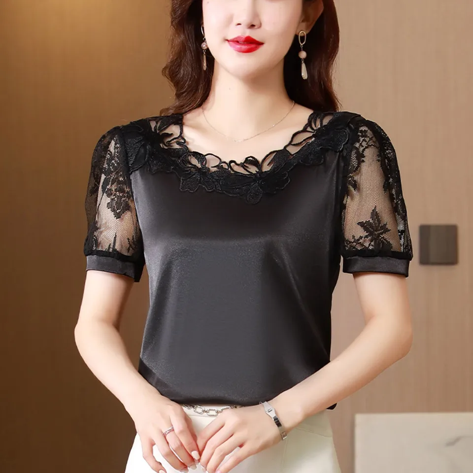 Očarujúce saténové vrcholy pre ženy nové elegantné čipky zostrihajúce posádku krk Krátke rukávy Top elegantný temperament štýlové základné oblečenie