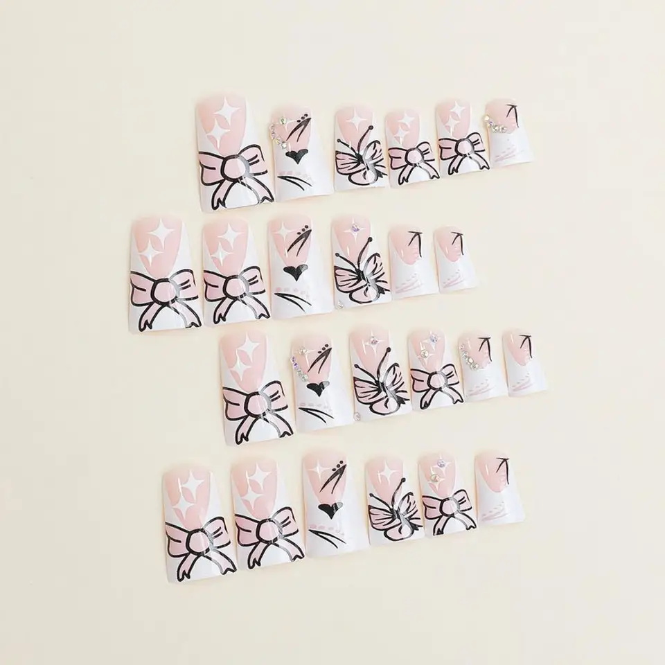 Očarujúce vzorové nechty 24ks motýľ tlače kačice falošné nechty DIY MANICURE Kit pre ženy francúzske tip Press na nechty pre salón domov